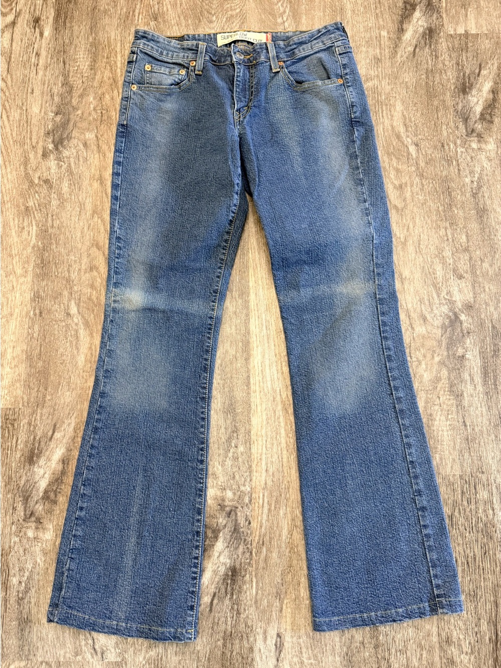 Levis 518 Super low Bootcut Jeans Juniors Sz 7 M 30x30 Medium Wash Y2K
